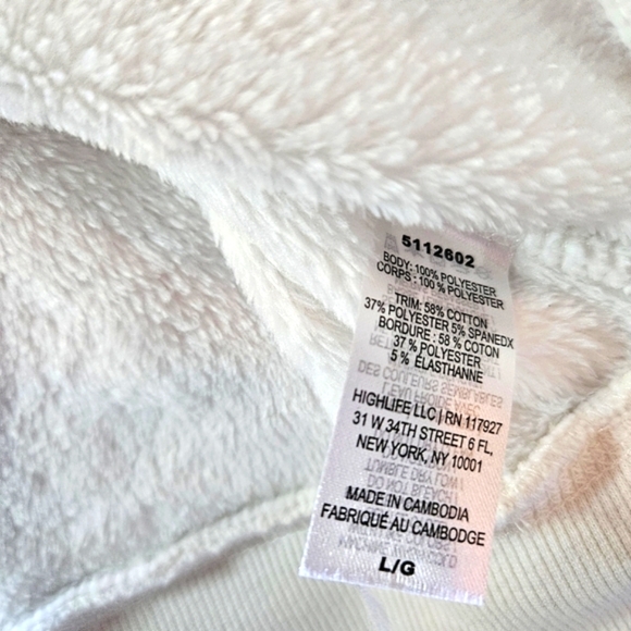 GAIAM Classic Ultra Soft Polar White Pullover Sweater - Picture 7 of 8